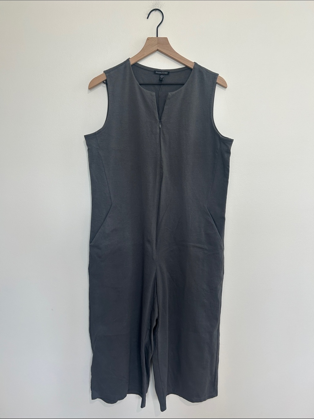 EILEEN FISHER Organic Cotton Sleeveless Cropped Gray Ponte Jumpsuit Size Medium - Picture 3 of 10